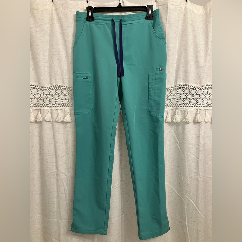 Figs Technical Collection Scrub Pants Unisex Small Green w Drawstring. Like new